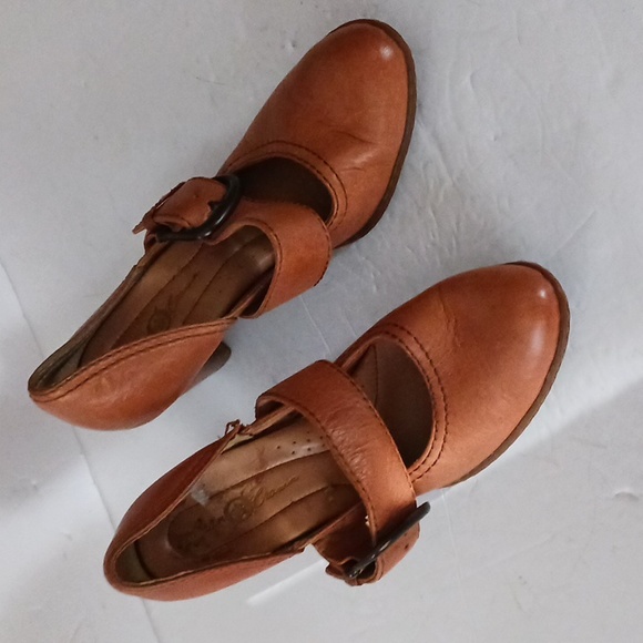 Borncrown brown leather heeled Mary Jane shoes-sz 7 1/2 - Picture 2 of 8